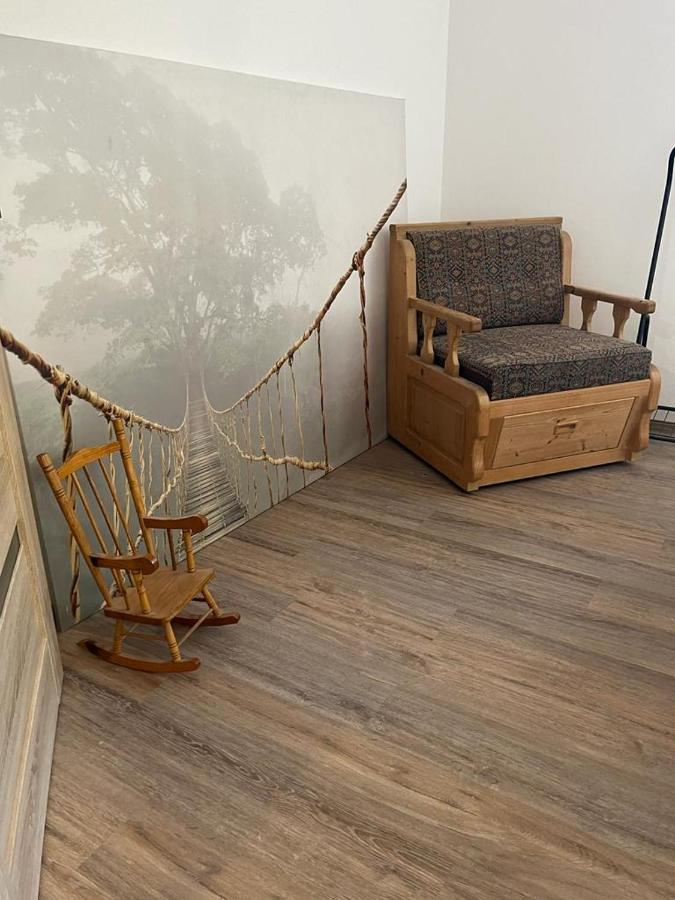 Apartmany Tobias Besiny Екстер'єр фото